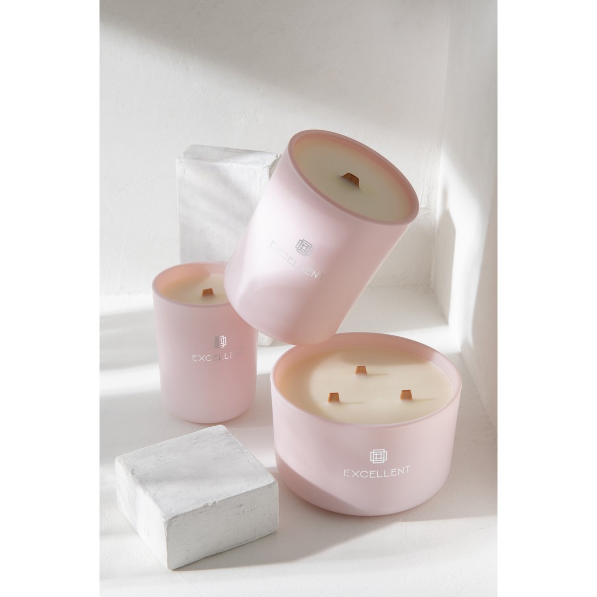 J - Line Geurkaars Excellent – Roze – Glas – Large – 40 uur - PastelShop